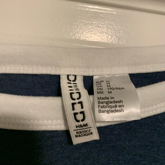 Divided tee - Picture 2 of 2